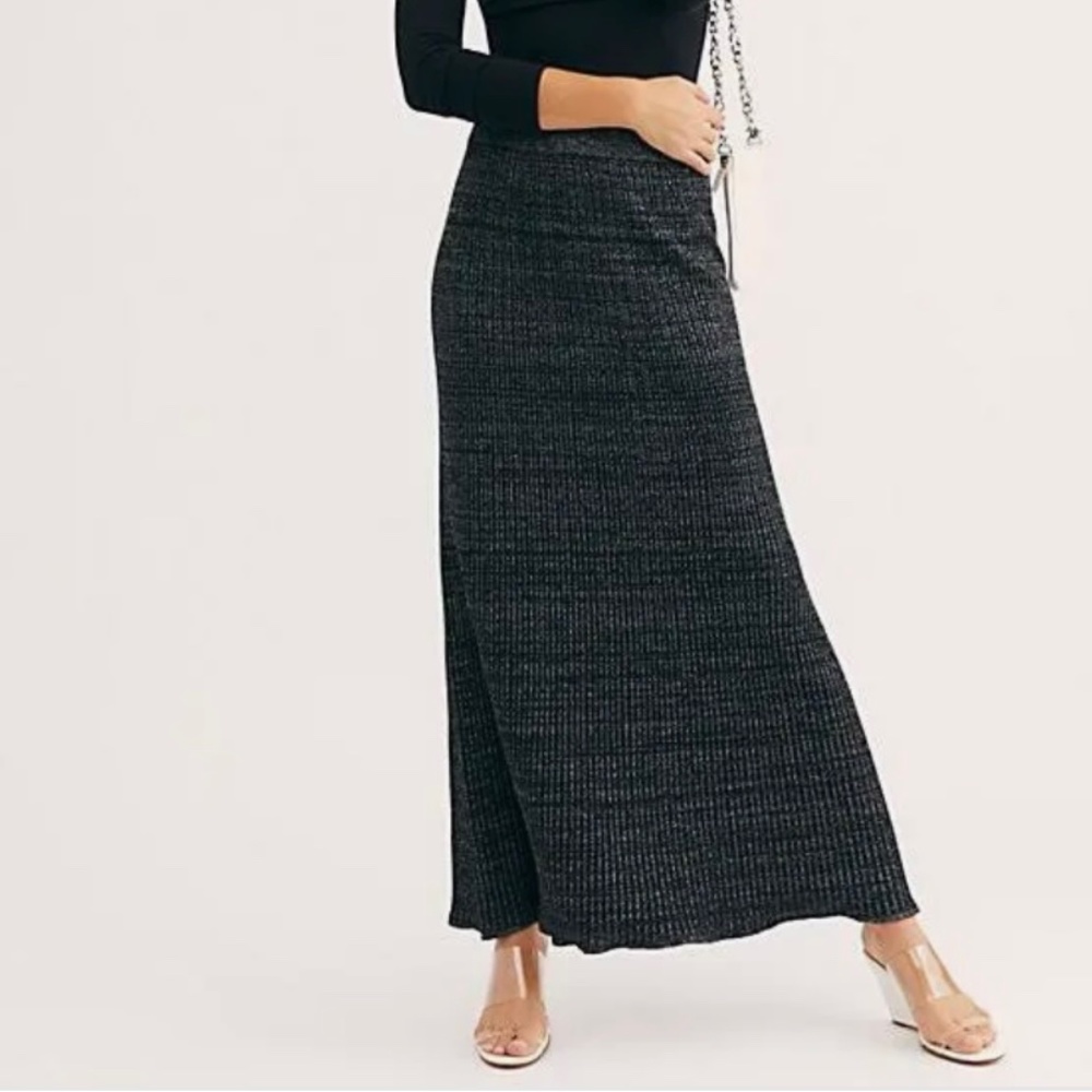 Free people maxi skirt—Black